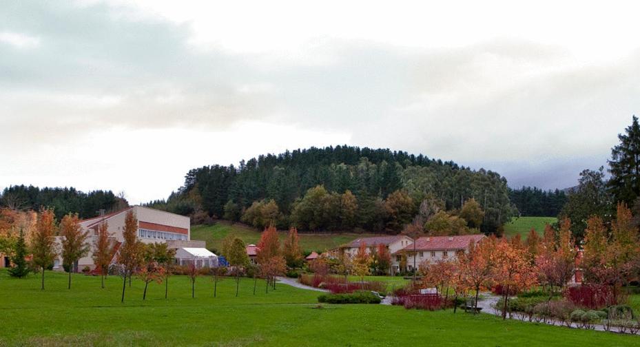 Amalurra Ecohotel & Retreat Center Laiseca Exterior foto